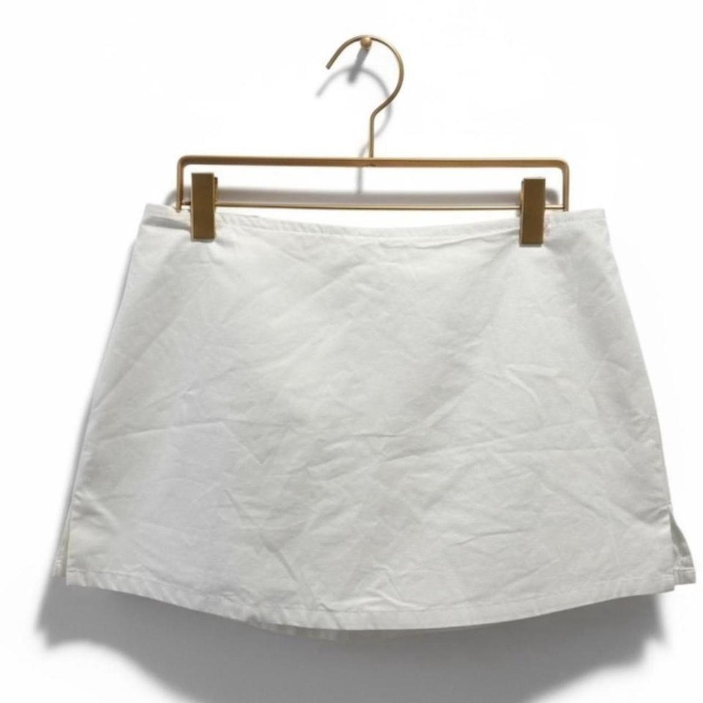 Princess Polly white Gigi mini skort
0